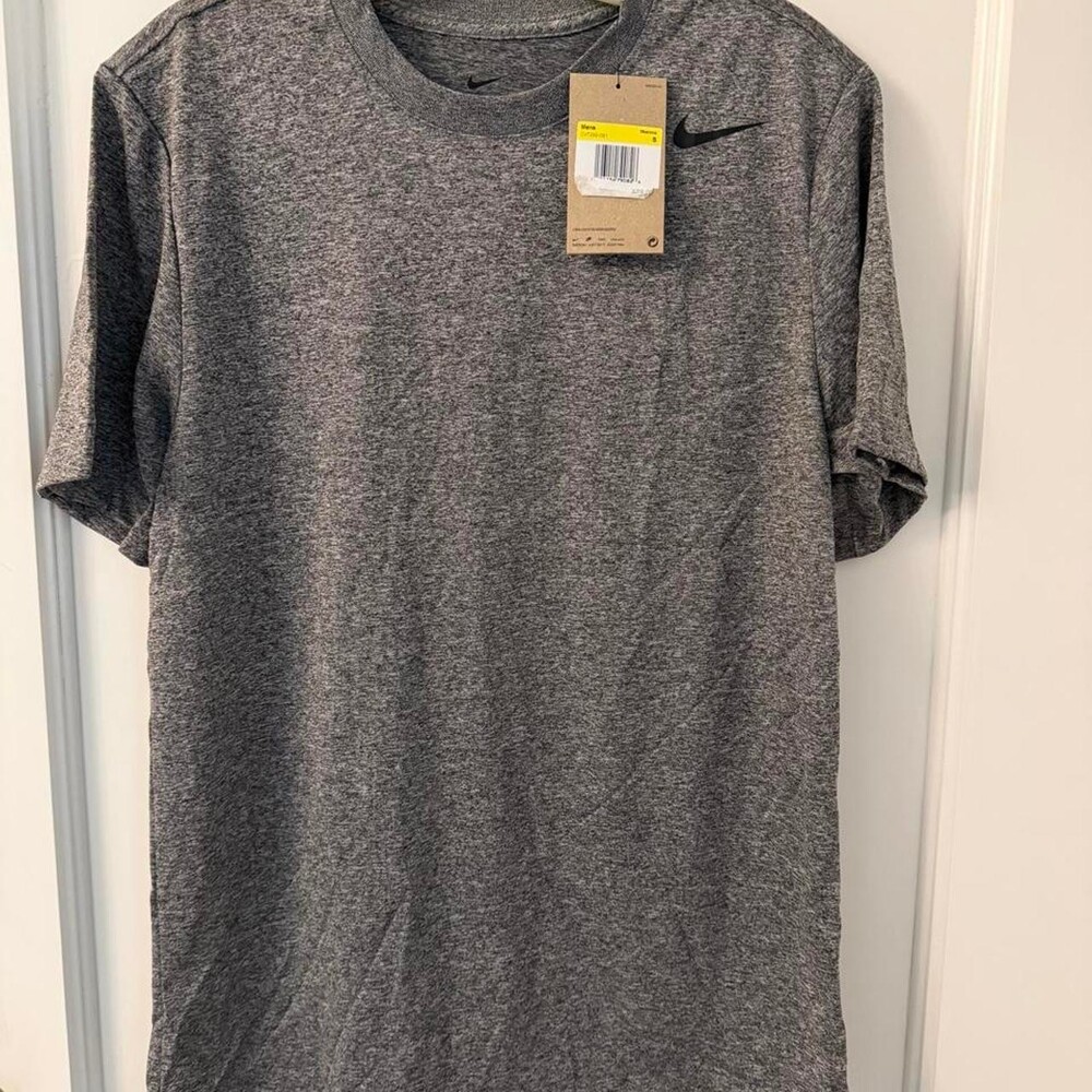 Nike Dri-Fit gray heather t-shirt in size S #athletic #performance